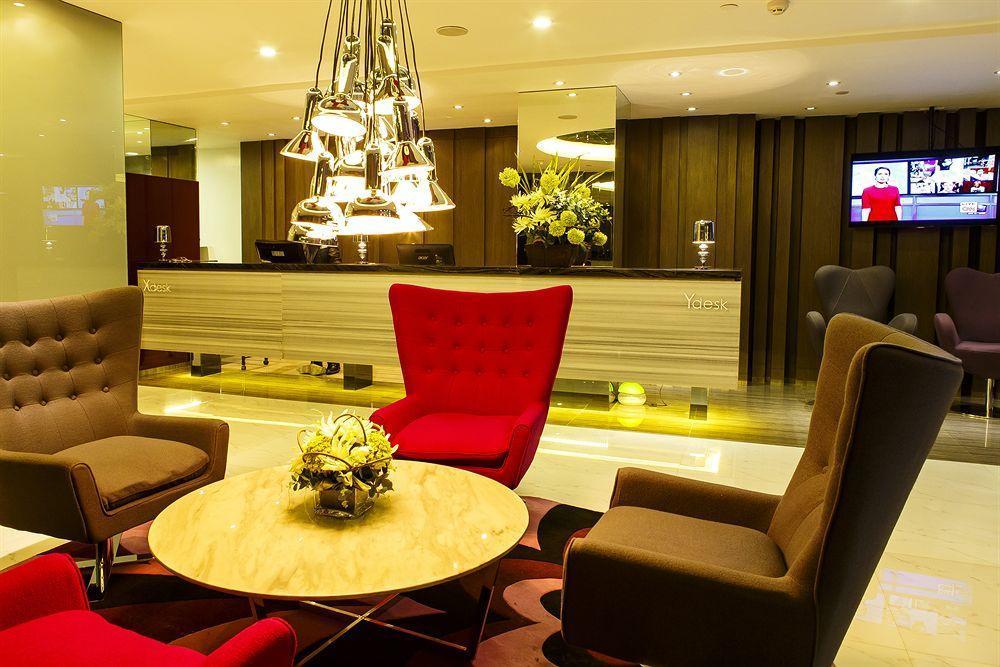 Hotel Xyz Tacloban Bagian luar foto